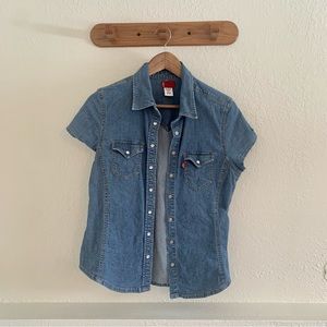 Levi’s Denim short sleeve button down